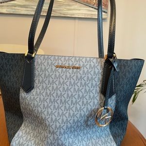 Michael Kors Shoulder bag